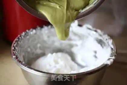 Make Tea strawberry rolls step 10