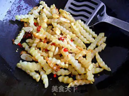 Make Spicy potatoes step 5