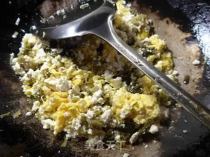 Make Snowball eggs fried old tofu step 5