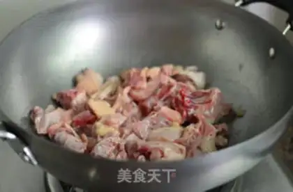 Make Pepper mushroom chicken step 6