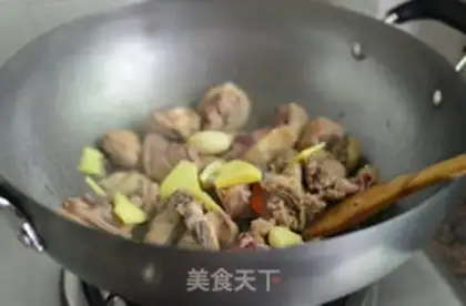Make Pepper mushroom chicken step 7