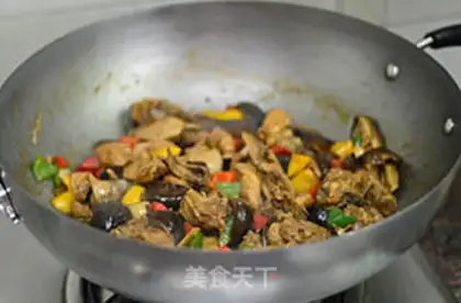Make Pepper mushroom chicken step 13
