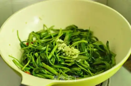 Make Garlic cabbage step 6