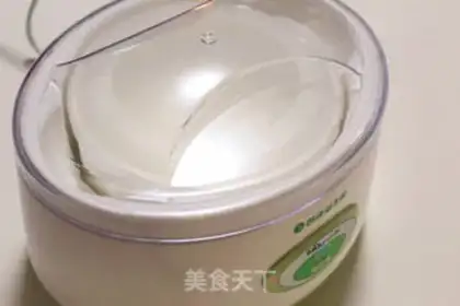Make Cherry yogurt step 2