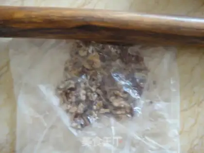 Make Butter walnut banana mud step 1