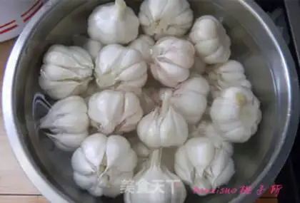 Make Homemade garlic step 1