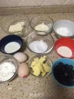 Make Blueberry cheesecake step 0