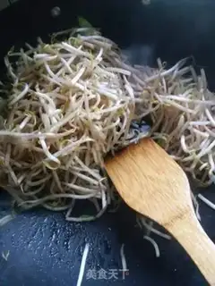Make Bean sprouts step 2