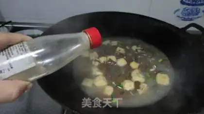Make A simple duck blood fan soup step 2