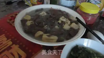 Make A simple duck blood fan soup step 3