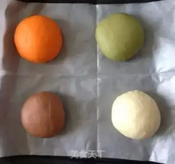 Make Four-colour toast step 1