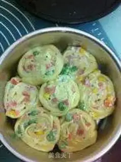 Make Ham rolls step 12