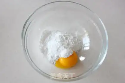 Make Homemade salad sauce step 0