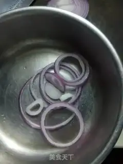Make Onion rings step 1
