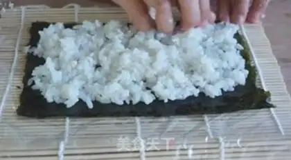 Make Sushi California roll step 6
