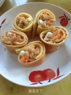 Make Egg and vegetable rolls step 5