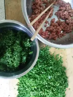 Make Long-lived veal veal and pork mixed with big meat dumplings step 3
