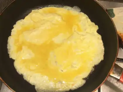 Make Scrambled eggs step 4
