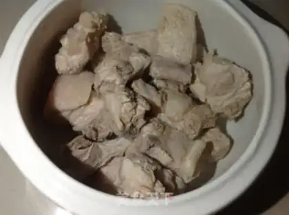 Make Seafood steak soup step 2