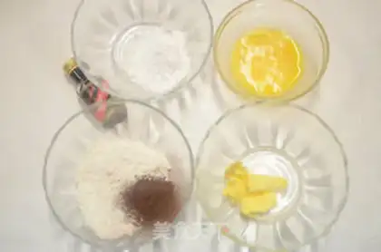 Make Chocolate plum pie step 0