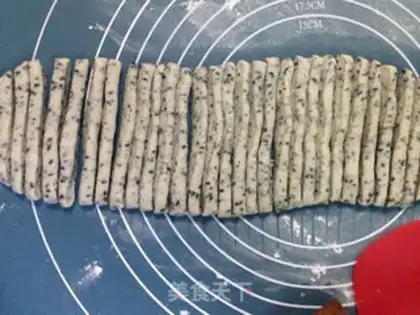 Make Sesame grinding sticks step 3