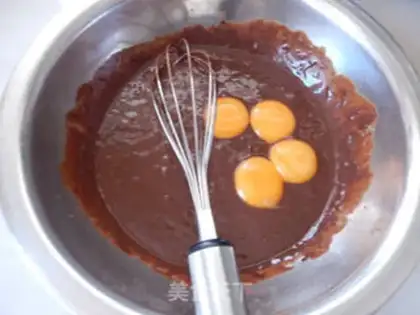 Make Chocolate naked cake step 3