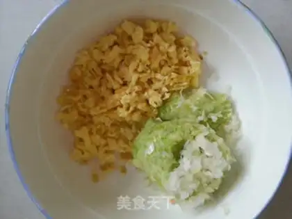 Make Squirt egg hair pie step 6