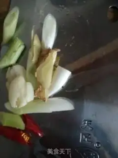 Make Potato stew chicken bones step 0