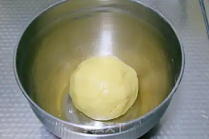 Make A twig and frost cookie step 3