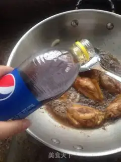 Make Coke chicken wings step 6