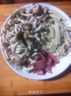 Make Crab-flavored mushrooms step 0