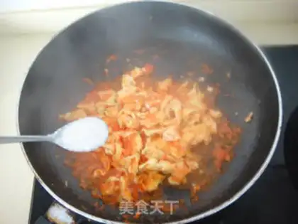 Make Tomato fried eggs step 9