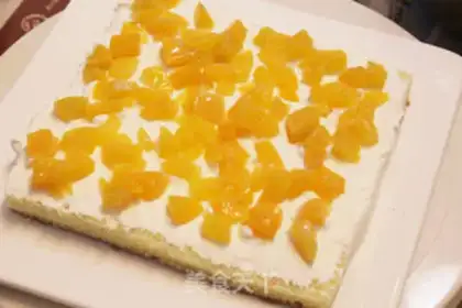 Make Strawberry cream cake step 19