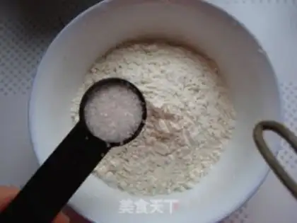 Make Strawberry milk waffles step 1