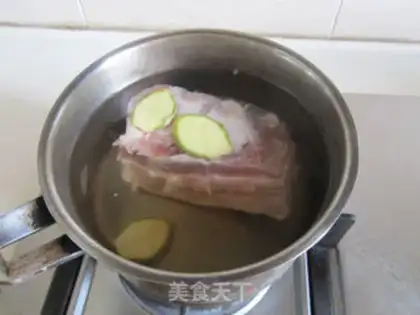 Make The bitter melon comes back to the pot step 0