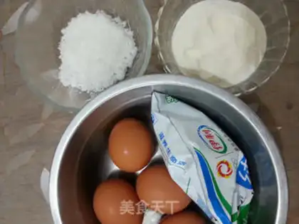 Make Pumpkin roll step 5