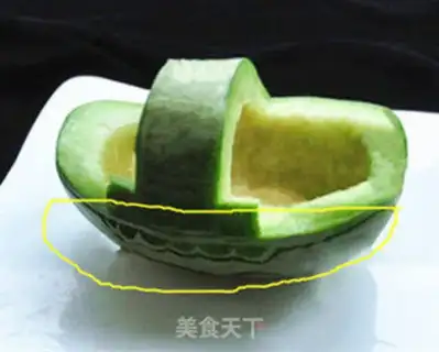 Make The fruit plate of the Cucumber Tortoise step 1