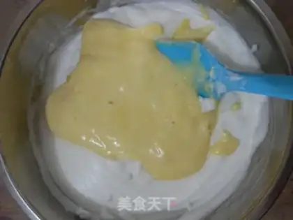 Make Pumpkin roll step 15