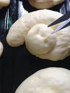 Make Lazy cat bread step 9
