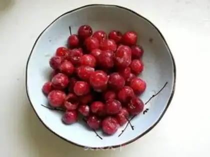 Make Sweet cherry pie step 1