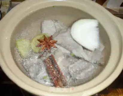 Make Pork soup step 2
