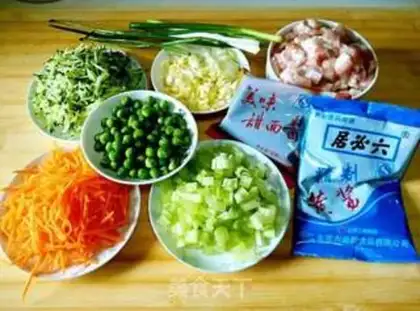 Make Old Beijing noodles step 0