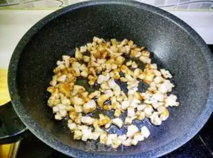 Make Old Beijing noodles step 2