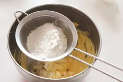 Make Cherry cake step 4