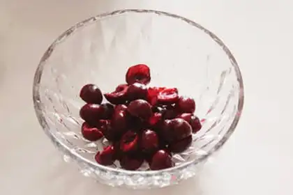 Make Cherry cake step 6