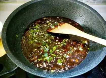Make Old Beijing noodles step 5