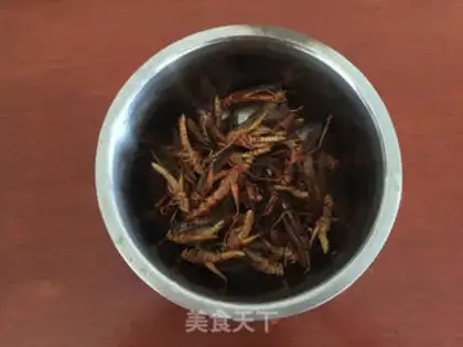Make Fried insects step 4