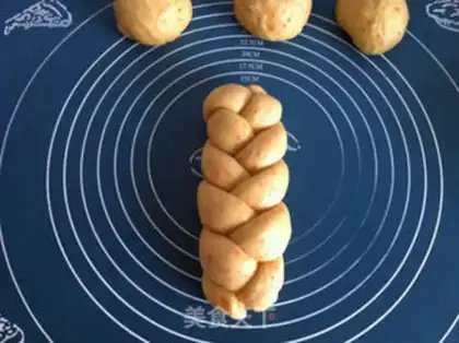 Make Carrot egg and toast step 11
