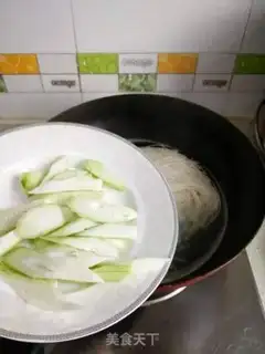 Make Shrimp melon noodles step 2
