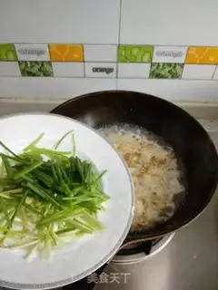 Make Shrimp melon noodles step 7